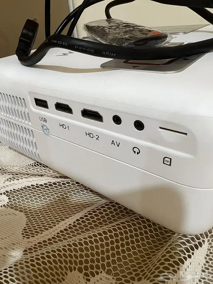 بروجكتر فل اتش دي - من شركة wewatch 3