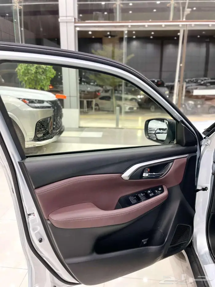 تويوتا أوربان كروزر ( GLX ) موديل 2026 أقل الأسعار 18