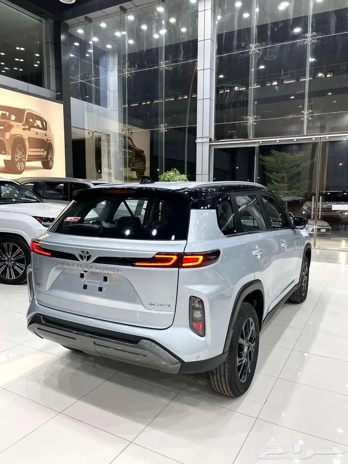 تويوتا أوربان كروزر ( GLX ) موديل 2026 أقل الأسعار 7