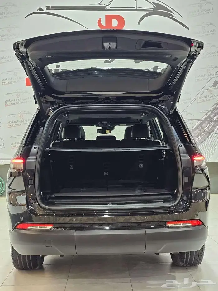 جيب جراند شيروكي بلاك اديشن 2022 19