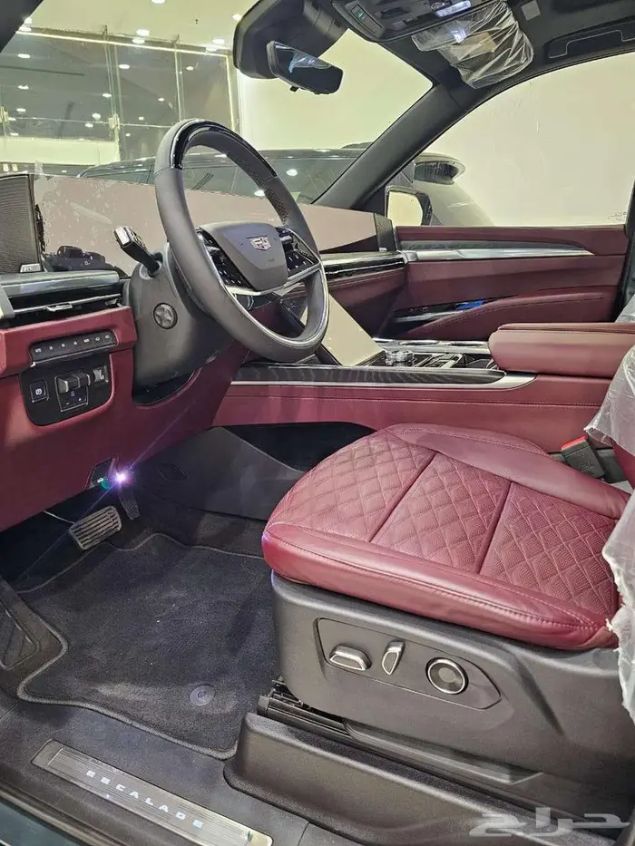 كاديلاك اسكاليد 2025 جديد 8