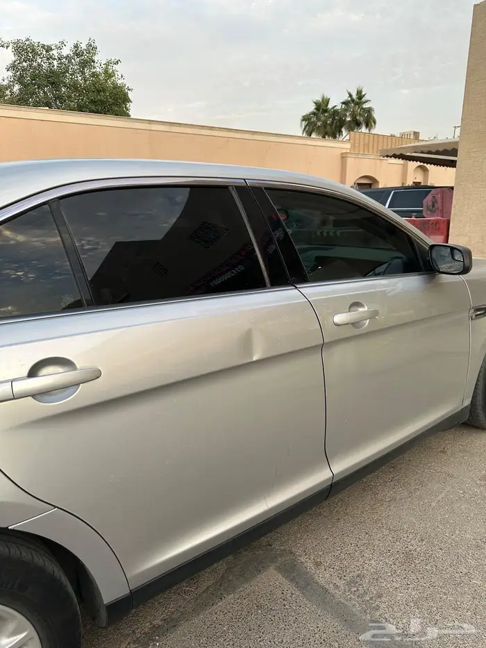 فورد تاوروس 8