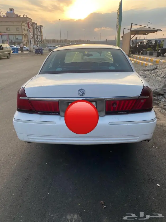 فورد ماركيز موديل 99 0