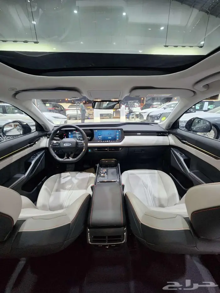 فورد تورس تيتانيوم 2026 السعر 142025 صيانة مجانية 6