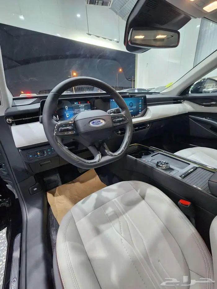 فورد تورس تيتانيوم 2026 السعر 142025 صيانة مجانية 10