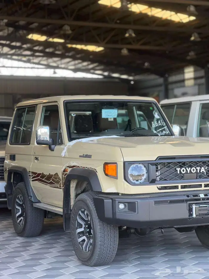 تويوتا جيب ربع رفرف ديزل اوتوماتيك 2025 1