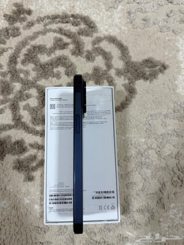 للبيع ايفون 15 Pro max 512Gb نظيف جدا جدا 6