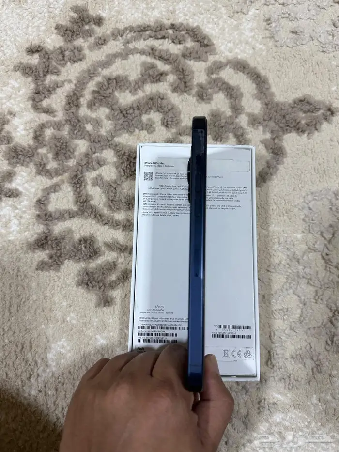 للبيع ايفون 15 Pro max 512Gb نظيف جدا جدا 7