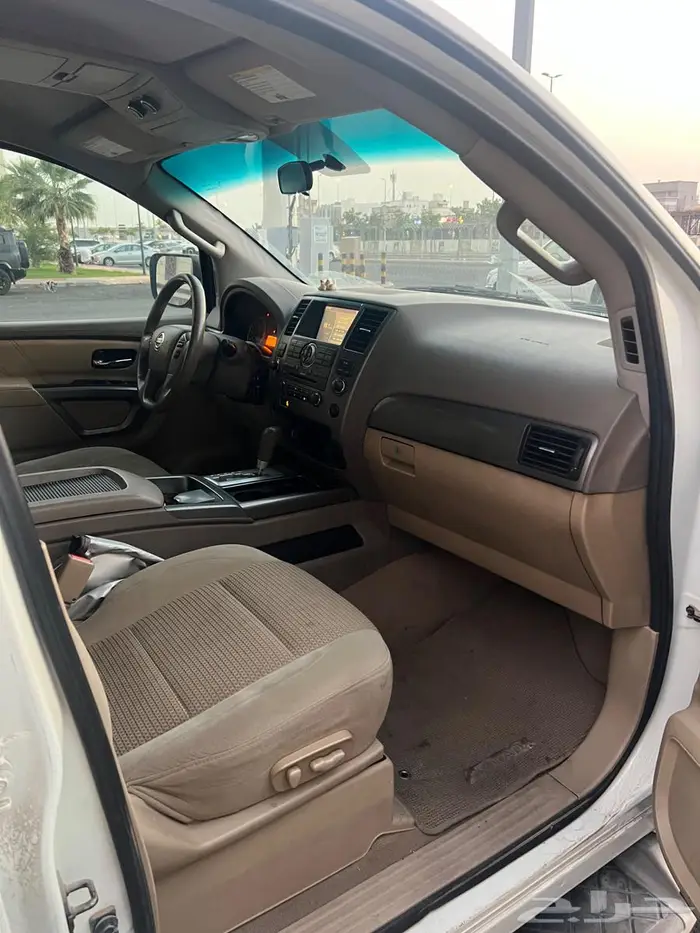 نيسان ارمادا SE 2015 مالك اول 3