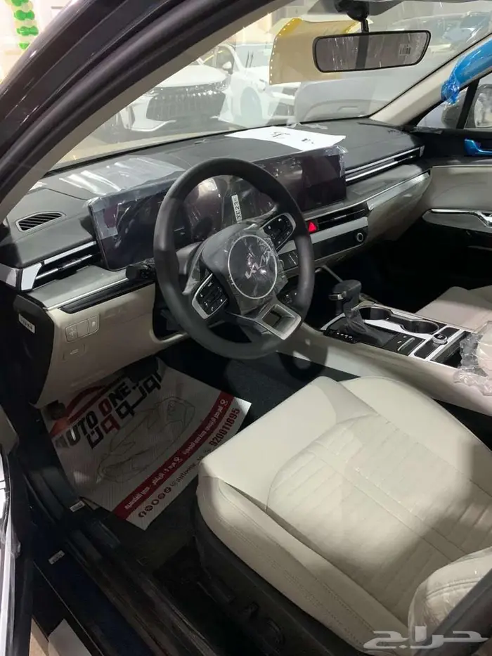 كيا K5 Gl ستاندر مطور بفتحه سقف موديل 2025 3