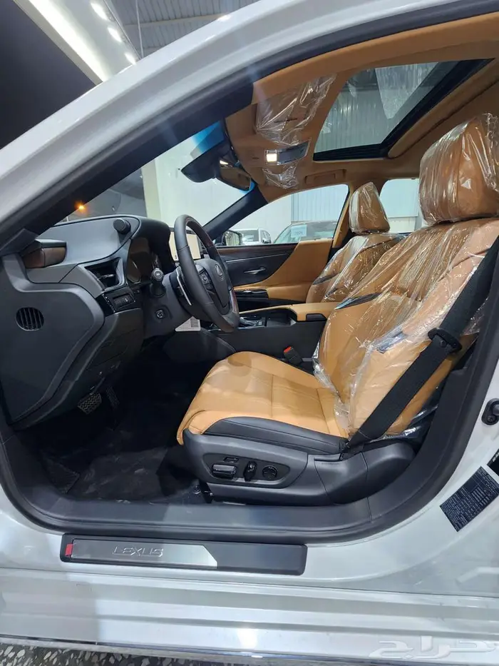 لكزس ES 300 HH موديل 2025 - فل هايبرد خليجي السعر 224250 9