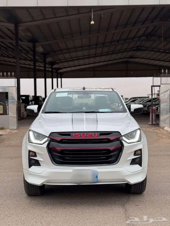 ايسوزو ديماكس 2023 GT 1