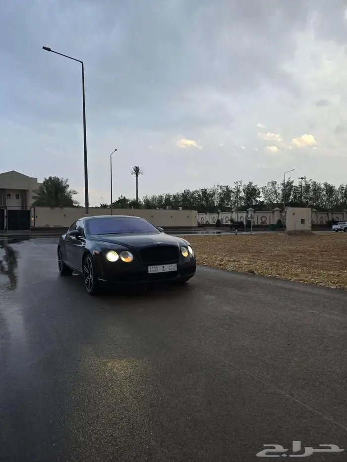 بنتلي جي تي 2004 نظيف 8