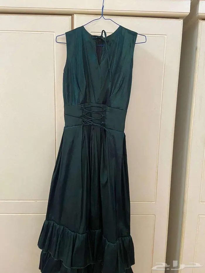 فستان اخضر مقاس M ميديام وسط للبيع 0