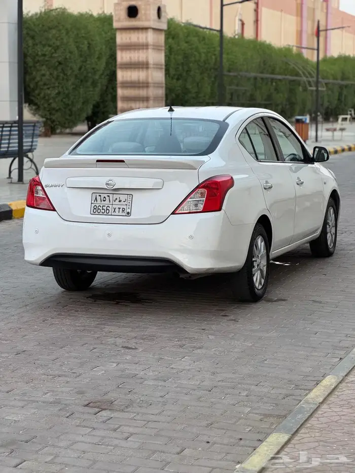 نيسان صني 2023 السعر 32000 11