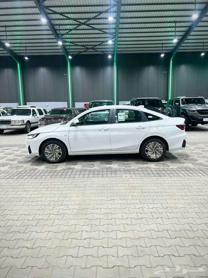 تويوتا يارس Y بلس موديل 2026 كاش و اقساط 6