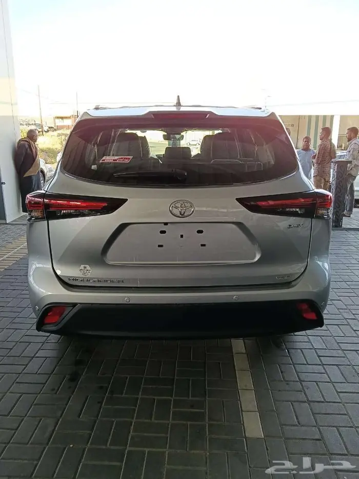 تويوتا هايلندر GLE م 2025 - سعودي 6