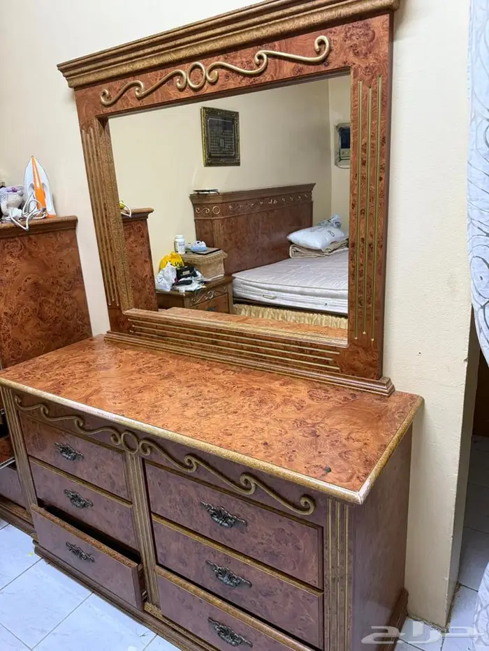 غرفة نوم 7 قطع كبيره حجم 200في 200 7