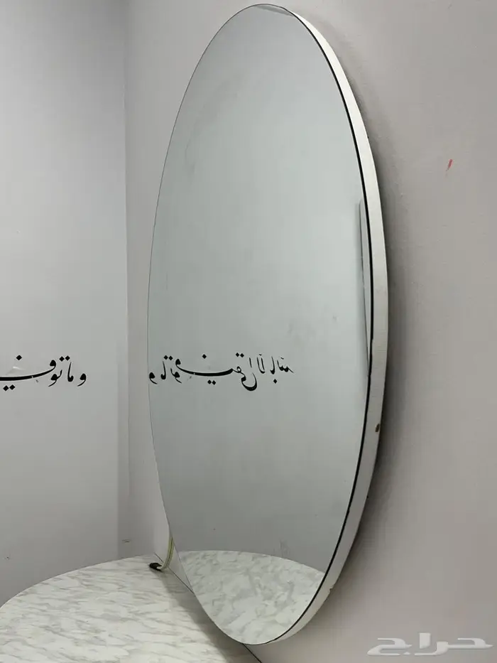 طاولة تزيين (تسريحة) جدارية فخمة مع مرآة وإضاءة LED 11