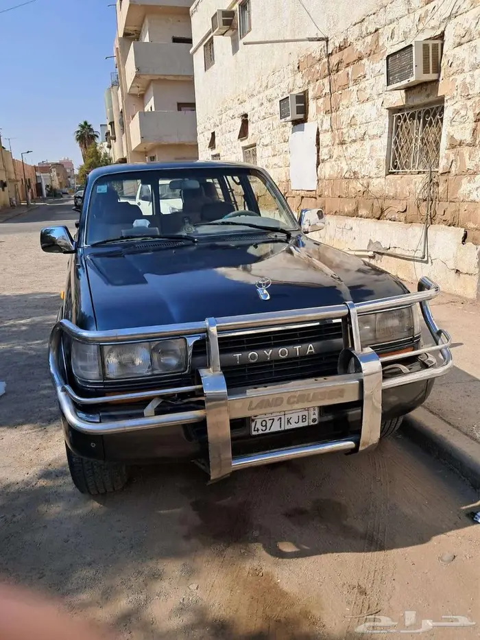 لاندكروزار موديل 93 حاله كويسه جدان رخصه ساريه مطلوب 15 الف 6