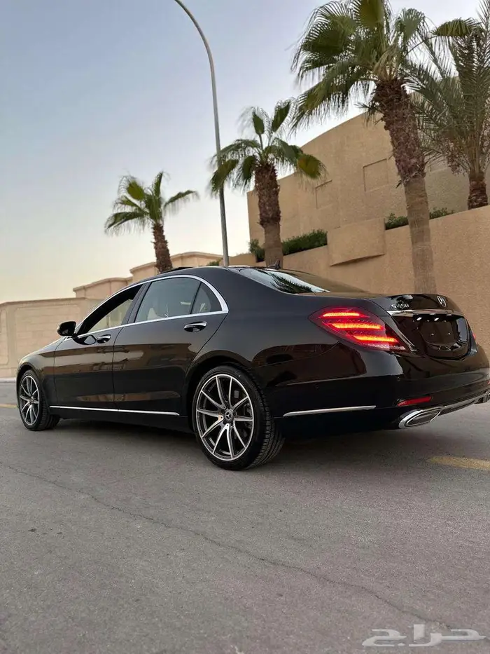 مرسيدس S450 أسود 2020 بدي وكالة عداد 84 ألف بحالة الوكالة 10