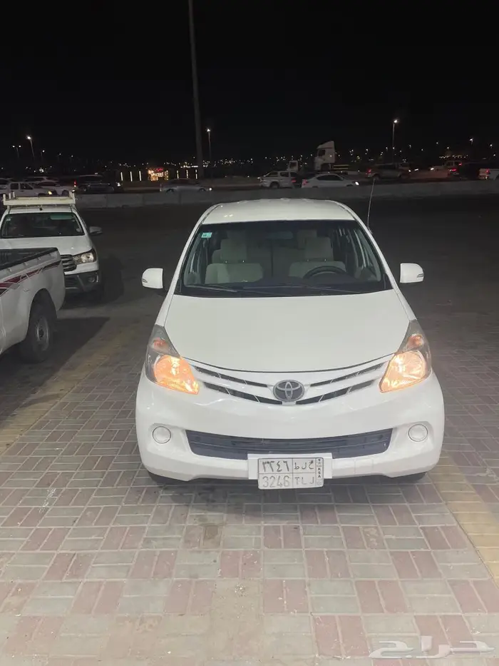 للبيع تيوتاء افانزا 2015 2