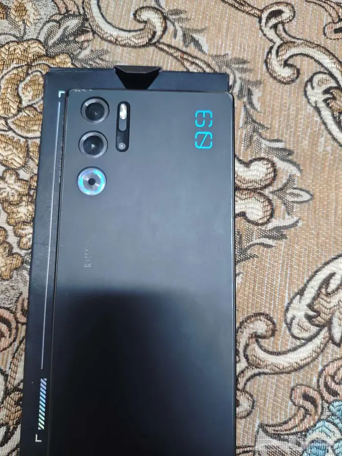 جوال ريد ماجيك 9 برو للبيع 4