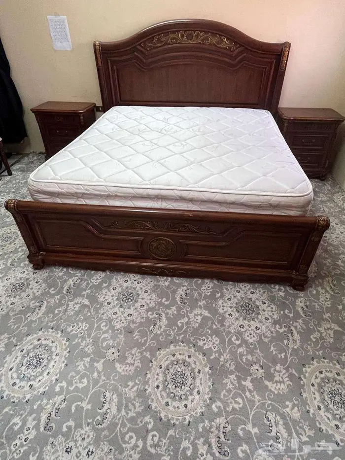 غرفة نوم كامله خشب طبيعي بحالة ممتازة 0