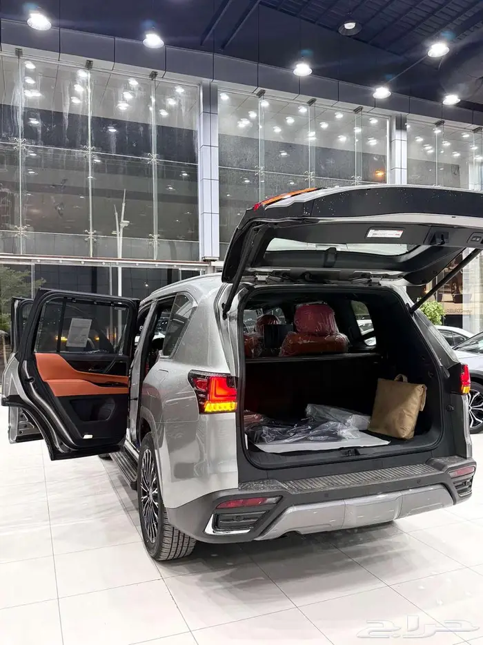 لكزس ( LX 600 VR ) موديل 2025 بسعر خاص 9