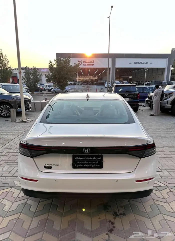 هوندا اكورد 2025 27