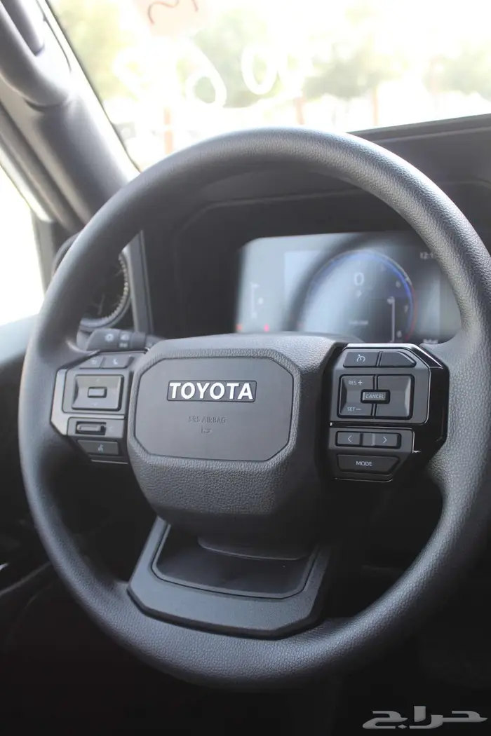 تويوتا برادو 2.4 TXL-1 بنزين أوتوماتيك 2026 14