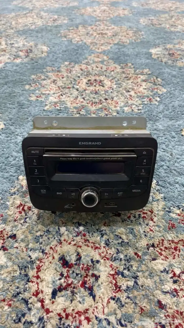 جلي هاتش باك 7 2015 8