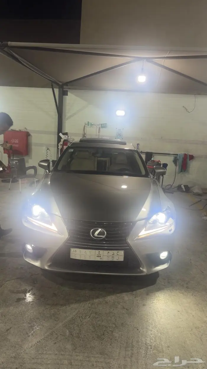 لكزس is350 2