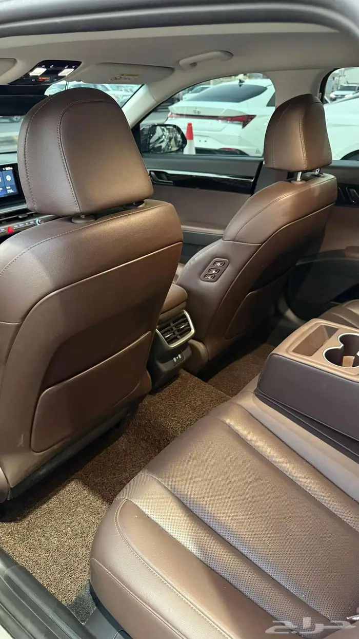 ازيرا 2023 فل كامل بدون بانوراما 6 سلندر عداد 71000 3