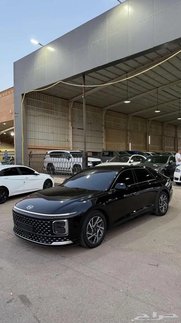 ازيرا 2023 فل كامل بدون بانوراما 6 سلندر عداد 71000 1