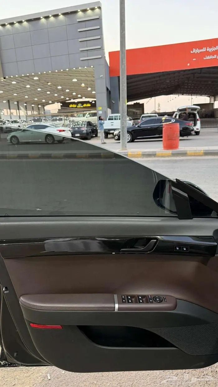 ازيرا 2023 فل كامل بدون بانوراما 6 سلندر عداد 71000 11