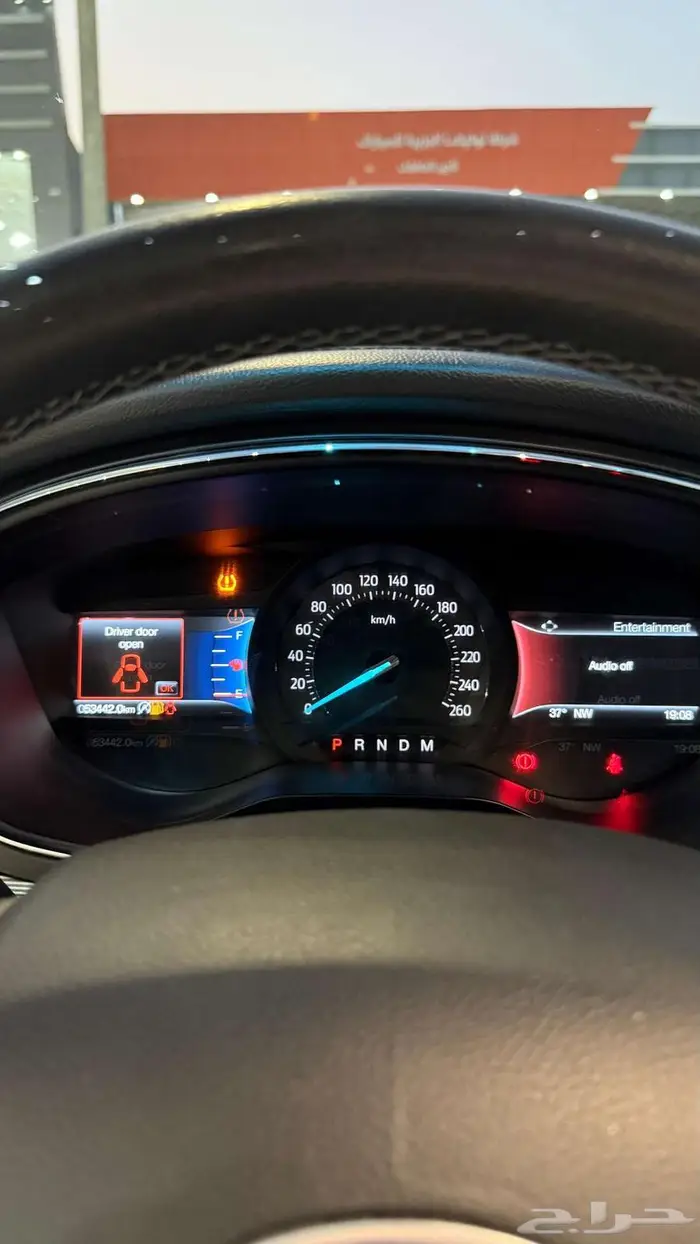 فورد تورس 2022 عداد 53000 استاندر اسود 6