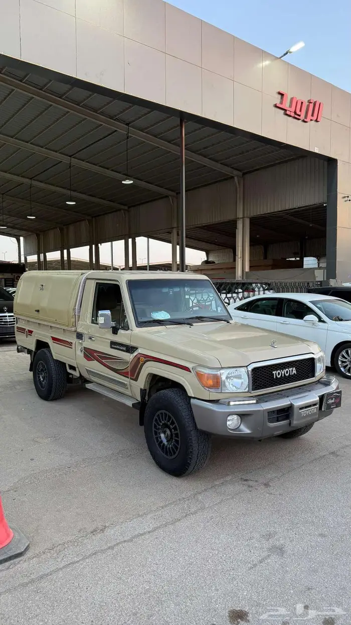 شاص 2016 فل كامل بريمي ونش وفلك عداد 240 ألف 0