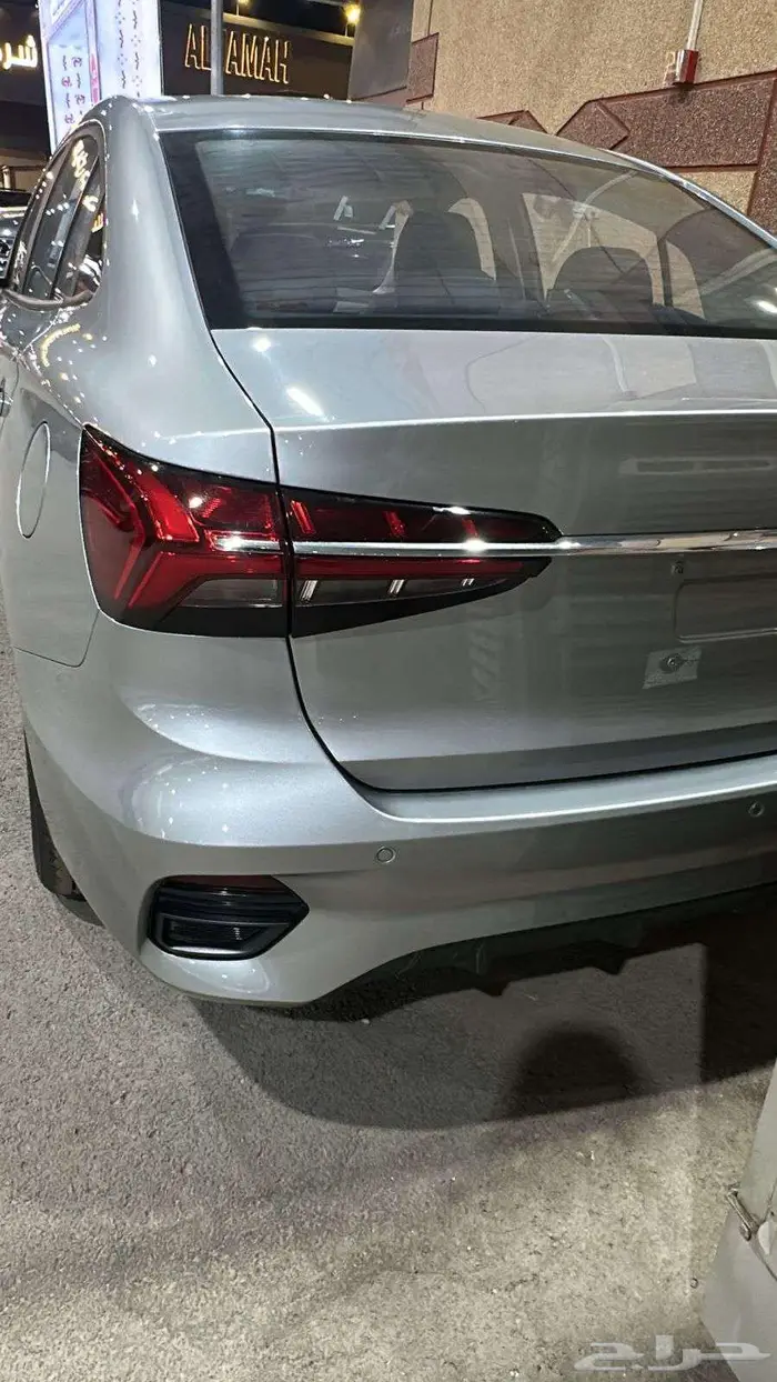 MG 5 الشكل الجديد ستاندر 2025 4