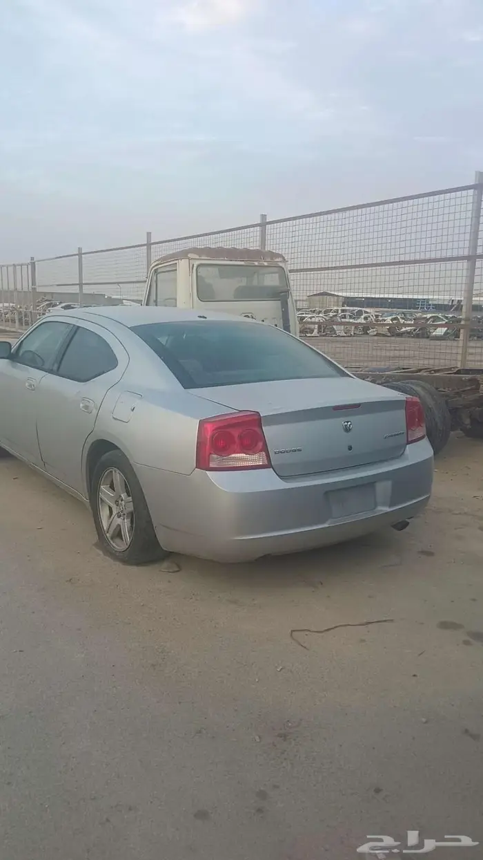 دوج تشارجر للبيع قطع غيار تشليح 4