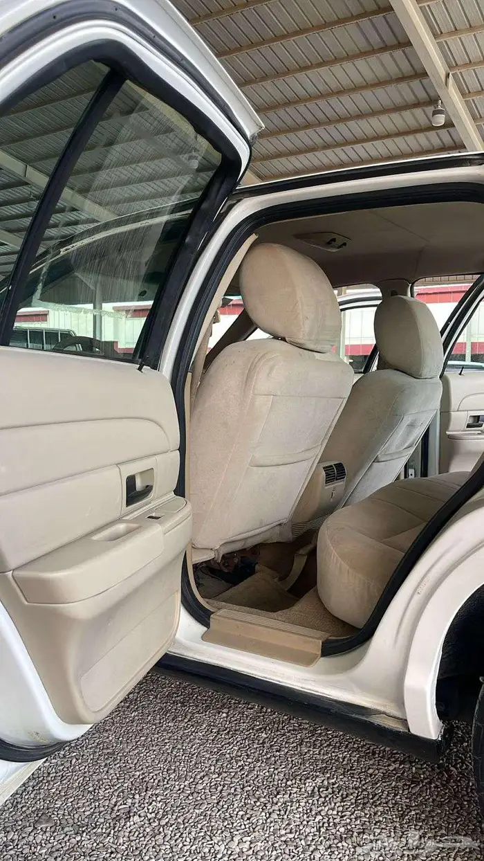 فورد فكتوريا 2011 6