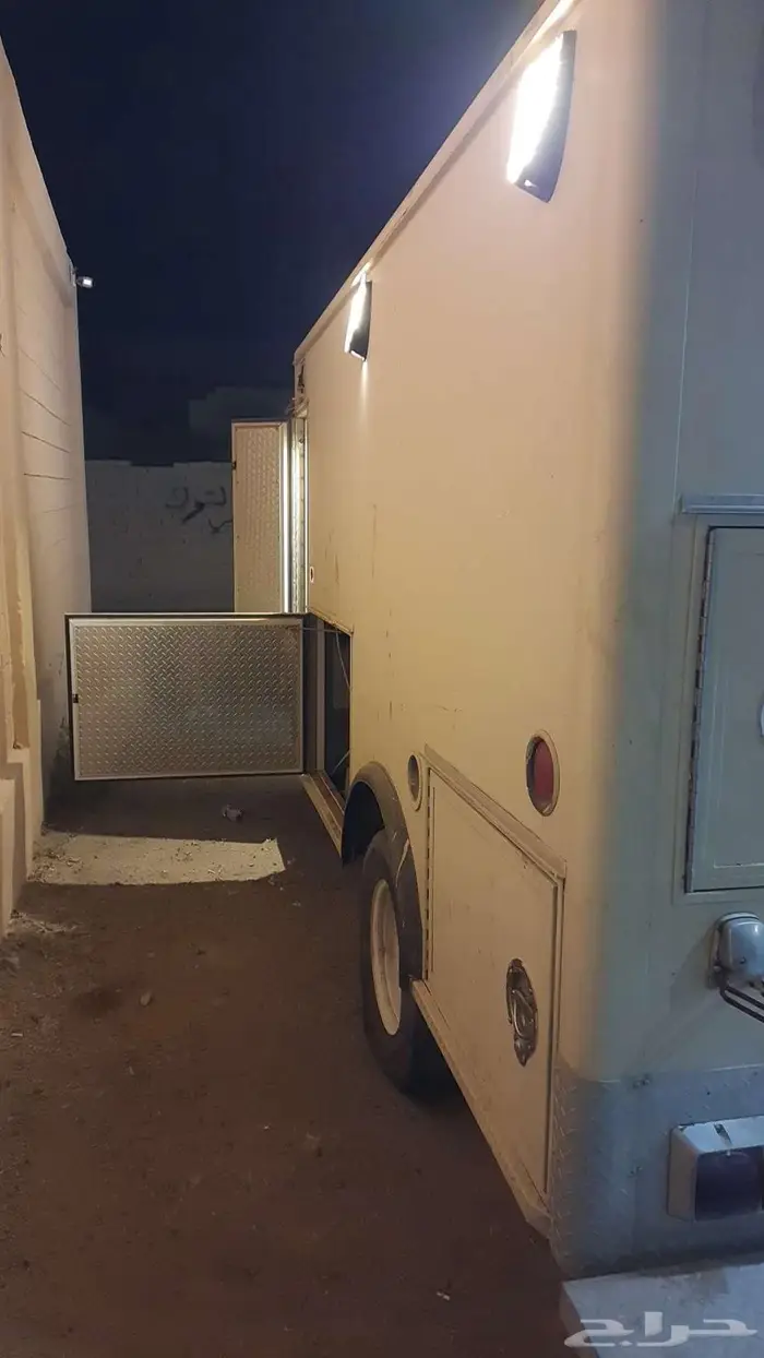 كرفان غرفه إسعاف مجهزه بالكهرباء ومكيف 0