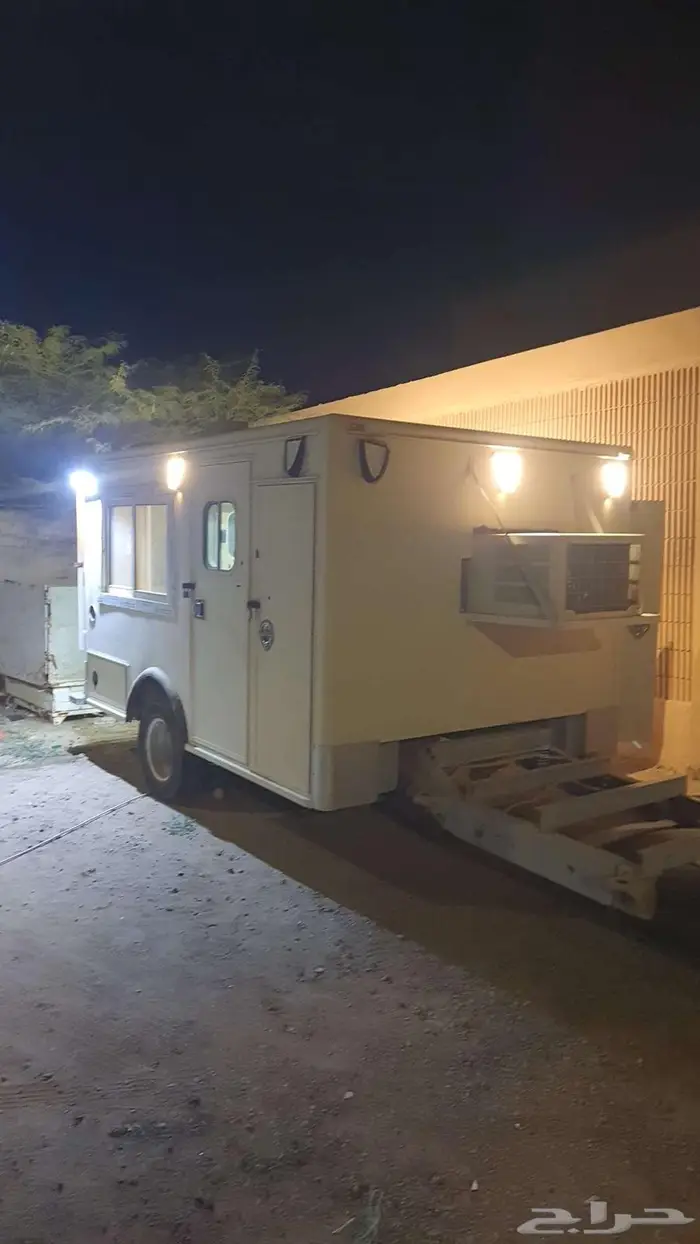كرفان غرفه إسعاف مجهزه بالكهرباء ومكيف 2