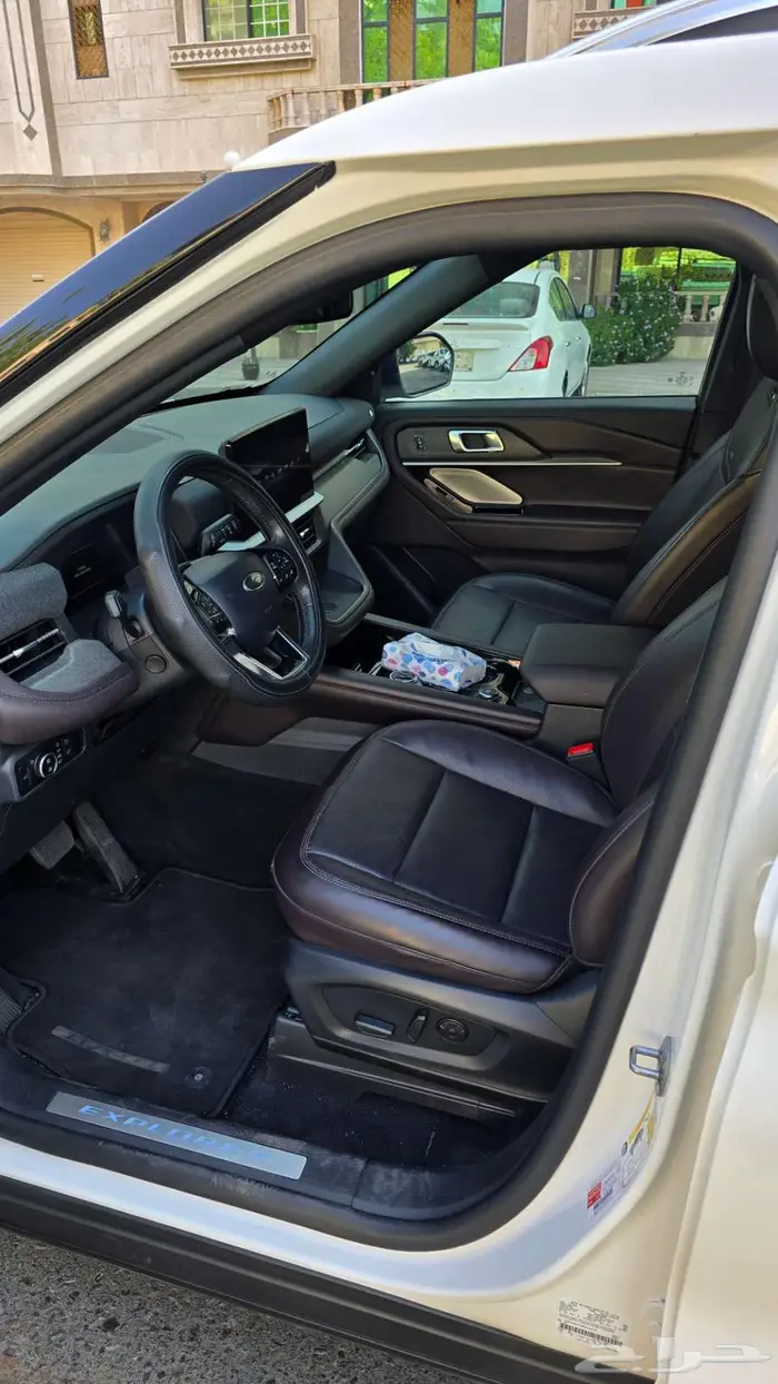 Ford Explorer 2025 7