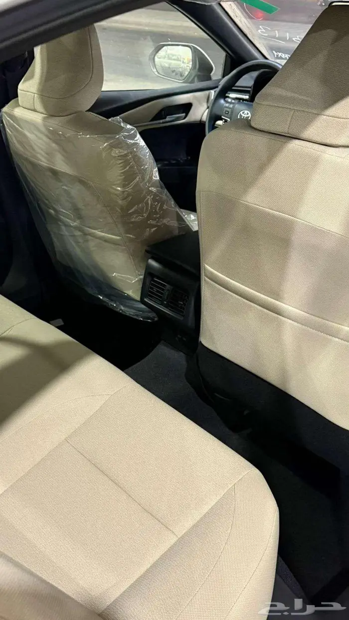 كامري 2025 E بنزين سعودي 111500 شامل 7