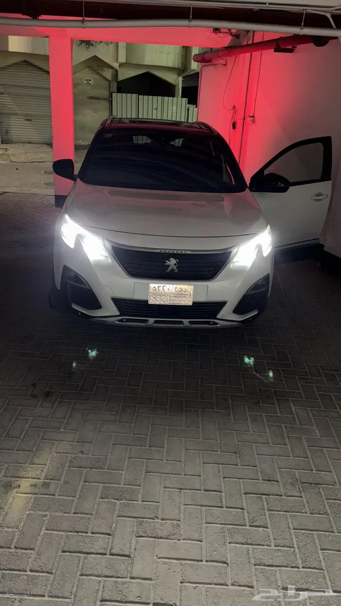 الموديل  بيجو 3008 موديل 2018. 8