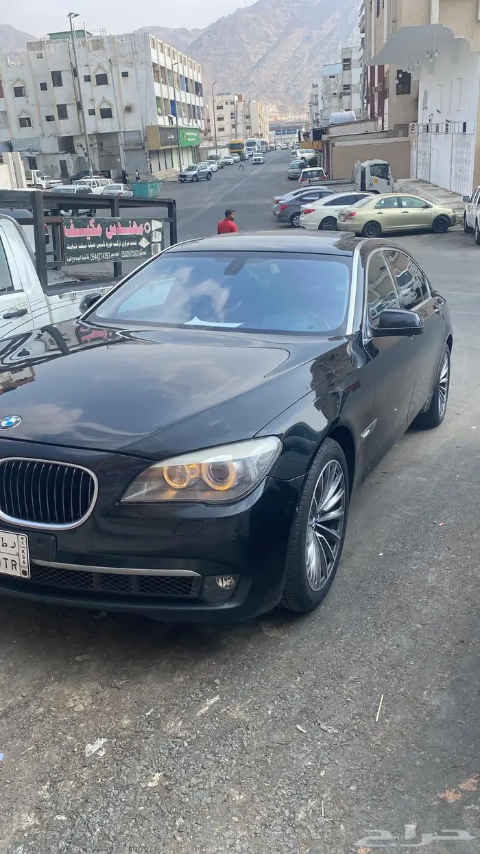 BMW 2009 750 شبه مخزن 13