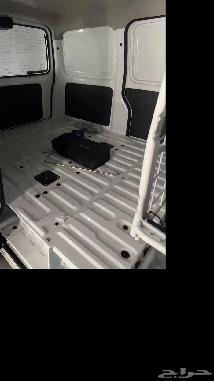 سوزوكي ايكو 2023 3