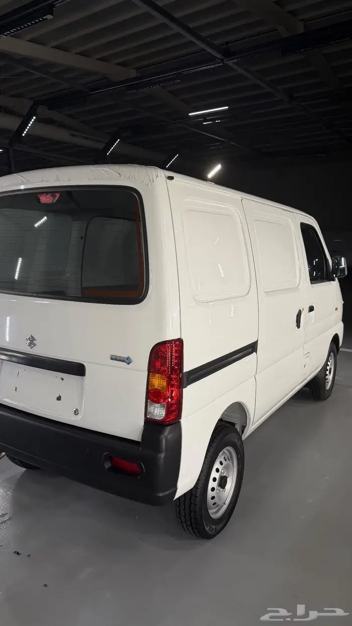 سوزوكي ايكو 2023 5