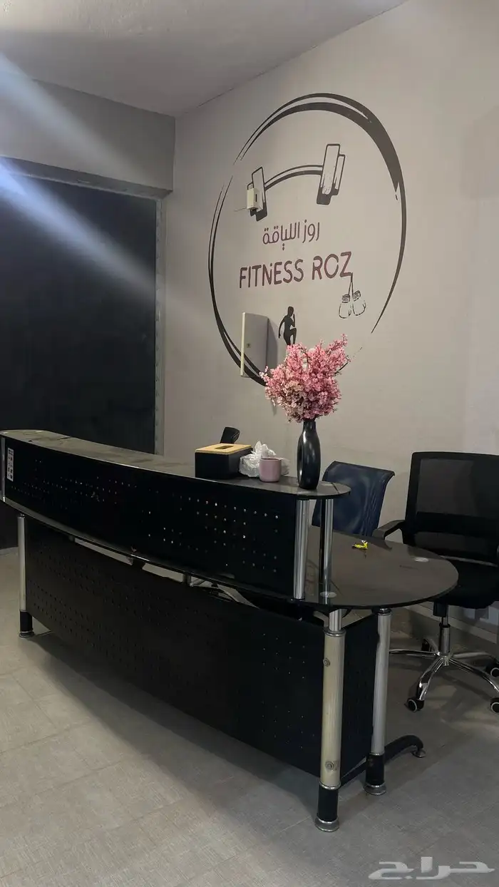 أجهزة نادي رياضي نسائي للبيع او الشراكه 27